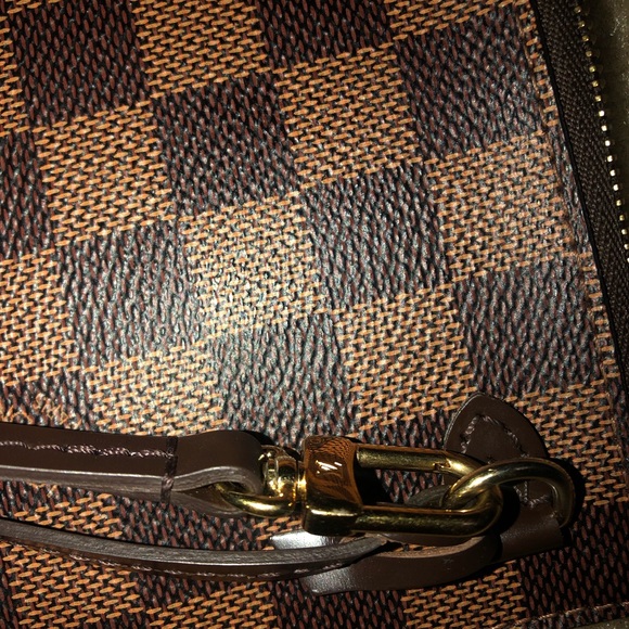 Authentic Louis Vuitton Wallet. - Picture 6 of 6